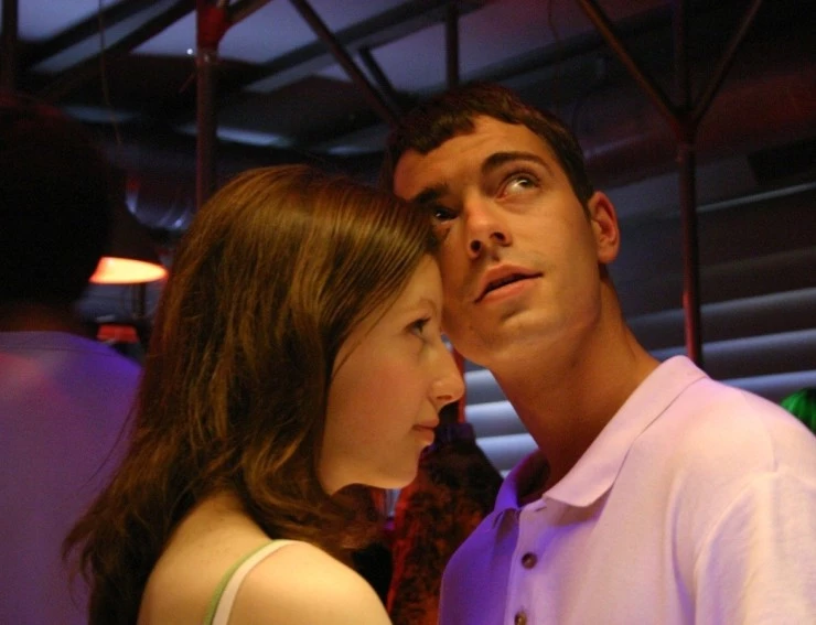 Кадр из Контакт (2005) Кадр из Контакт (2005)