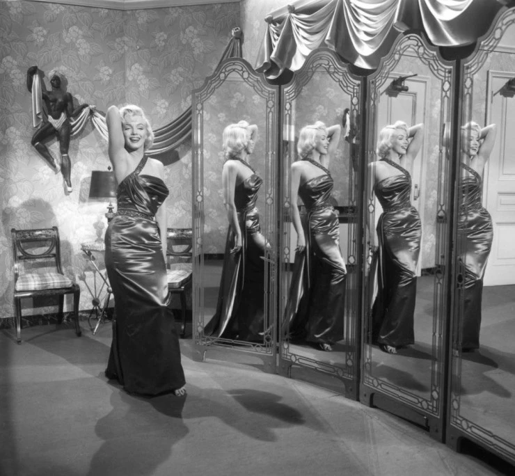 Кадр из Как выйти замуж за миллионера (1953) Кадр из Как выйти замуж за миллионера (1953)