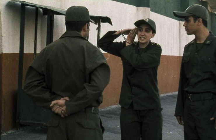 Кадр из Офсайд (2006) Кадр из Офсайд (2006)