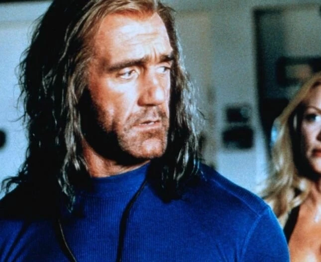 Кадр из Нападение на Остров Дьявола 2: Гора Смерти (1998) Кадр из Нападение на Остров Дьявола 2: Гора Смерти (1998)