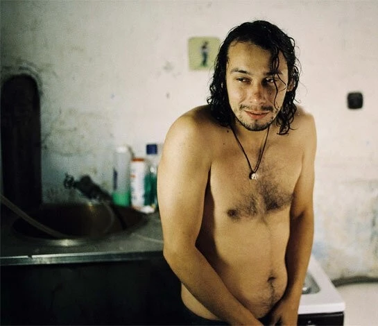 Кадр из Счастье (2005) Кадр из Счастье (2005)