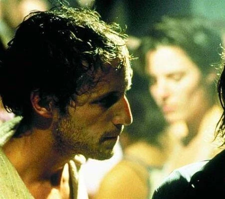 Кадр из Водоворот (2000) Кадр из Водоворот (2000)