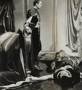 Кадр из Клеопатра (1934) Кадр из Клеопатра (1934)