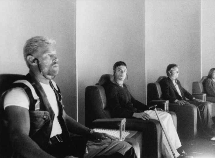 Кадр из Колония (1997) Кадр из Колония (1997)