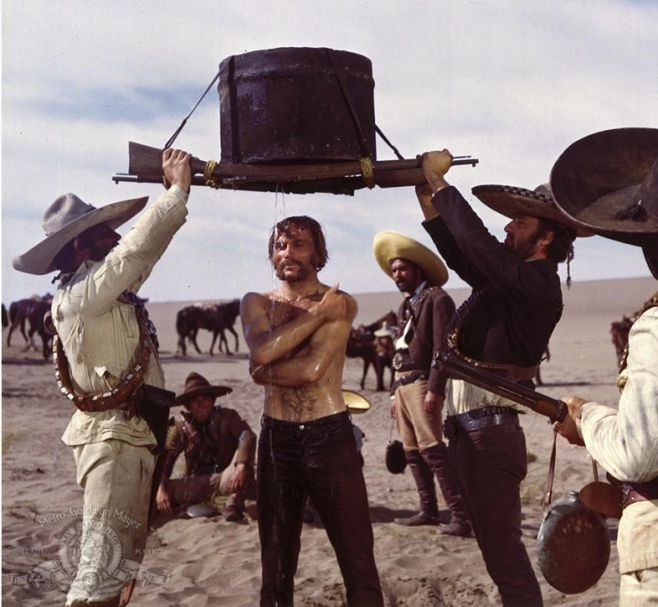 Кадр из Наемник (1968) Кадр из Наемник (1968)