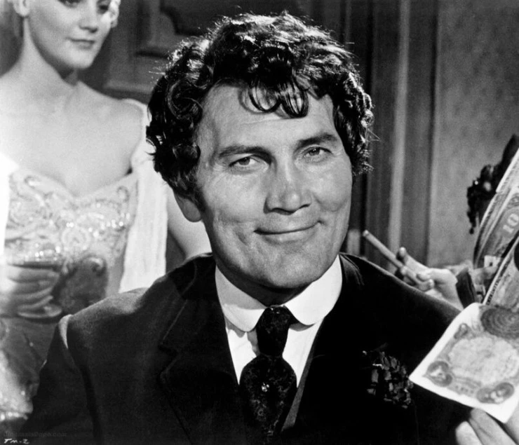 Кадр из Наемник (1968) Кадр из Наемник (1968)
