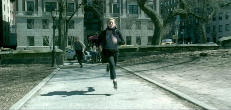 Кадр из Области тьмы (2011) Кадр из Области тьмы (2011)