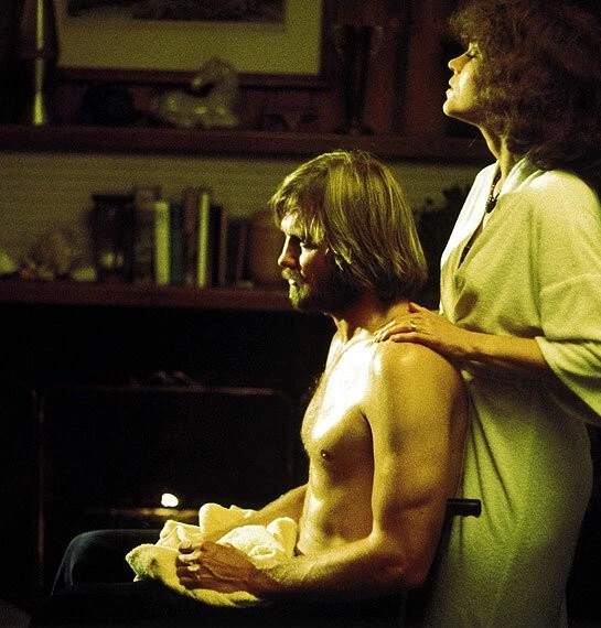 Кадр из Возвращение домой (1978) Кадр из Возвращение домой (1978)