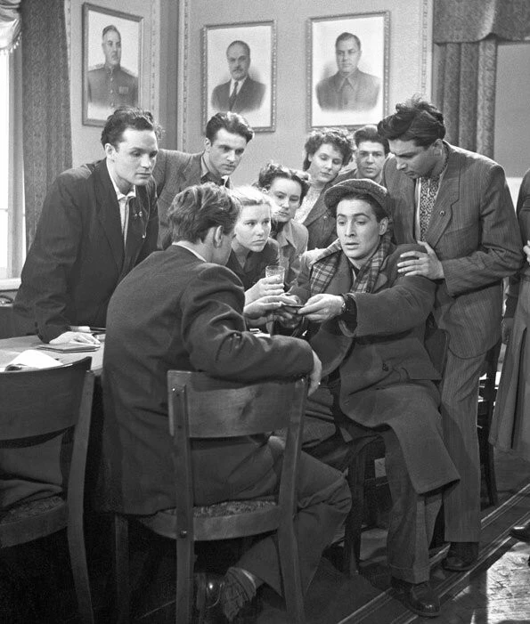 Кадр из Об этом забывать нельзя (1954) Кадр из Об этом забывать нельзя (1954)