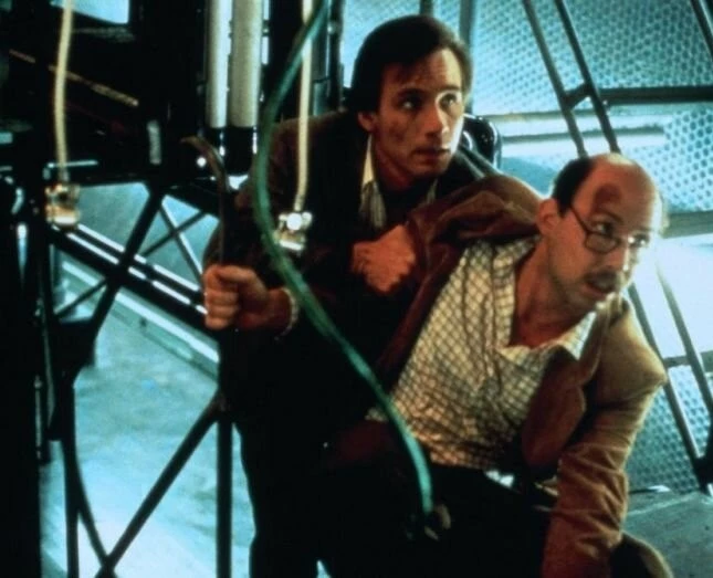 Кадр из Голубая обезьяна (1987) Кадр из Голубая обезьяна (1987)