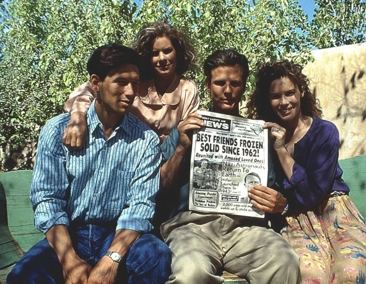Кадр из Опоздавшие к обеду (1991) Кадр из Опоздавшие к обеду (1991)