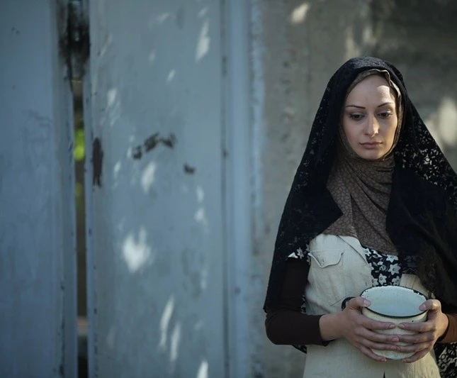 Кадр из Стрелок (2012) Кадр из Стрелок (2012)