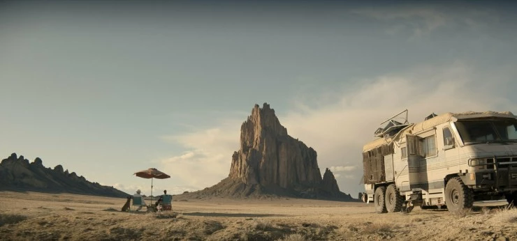 Кадр из Финч (2021) Кадр из Финч (2021)