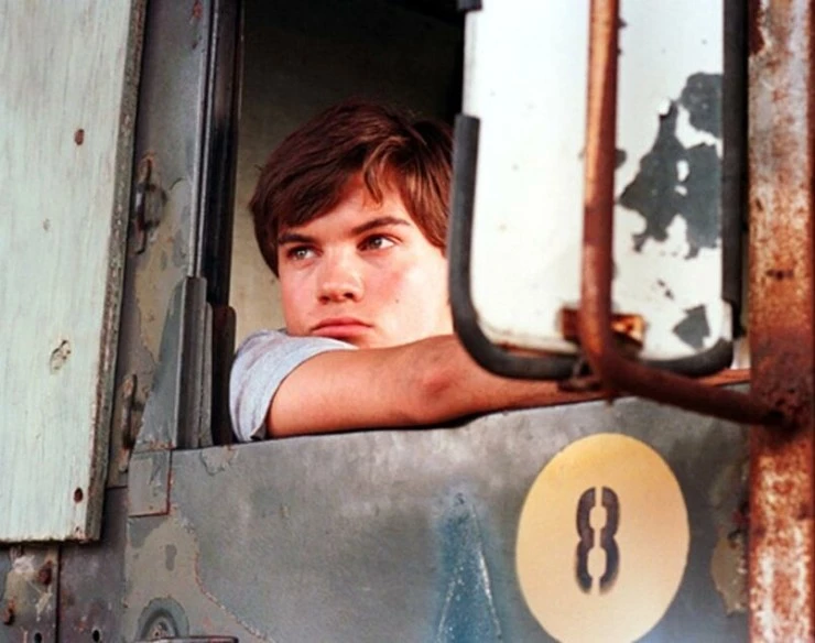 Кадр из Маменькин сынок (2003) Кадр из Маменькин сынок (2003)