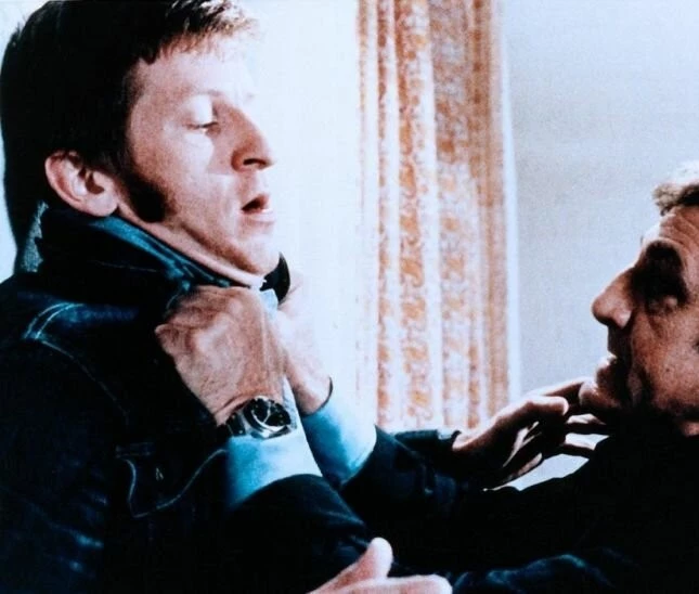 Кадр из Разгневанный (1978) Кадр из Разгневанный (1978)