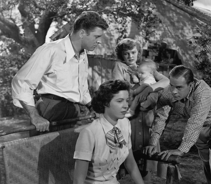 Кадр из Все мои сыновья (1948) Кадр из Все мои сыновья (1948)