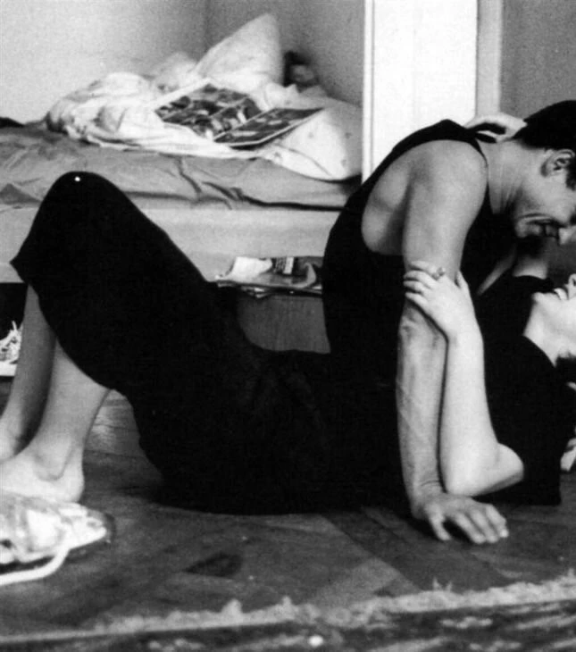 Кадр из Фурби (1995) Кадр из Фурби (1995)