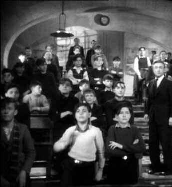 Кадр из Клетка для соловья (1945) Кадр из Клетка для соловья (1945)