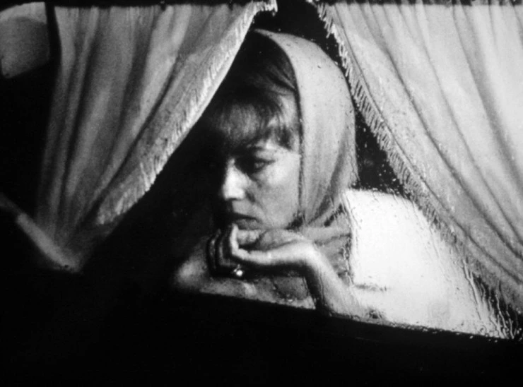 Кадр из Ева (1962) Кадр из Ева (1962)