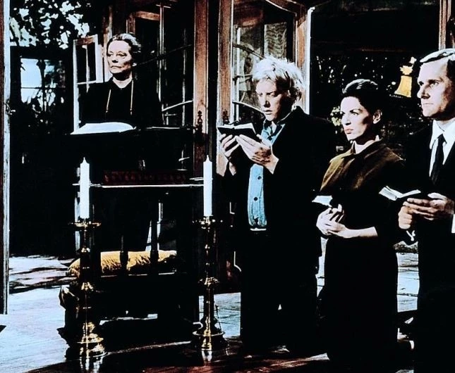Кадр из Умри, дорогая (1965) Кадр из Умри, дорогая (1965)