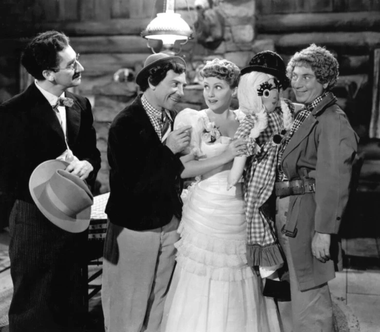 Кадр из На Запад (1940) Кадр из На Запад (1940)