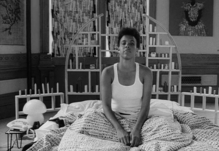Кадр из Ей это нужно позарез (1986) Кадр из Ей это нужно позарез (1986)