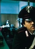 Кадр из С.О.С. (1999) Кадр из С.О.С. (1999)