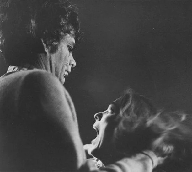 Кадр из Телепат-убийца (1975) Кадр из Телепат-убийца (1975)