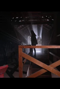 Загнанная в ловушку / Trapped in the Farmhouse (2023)